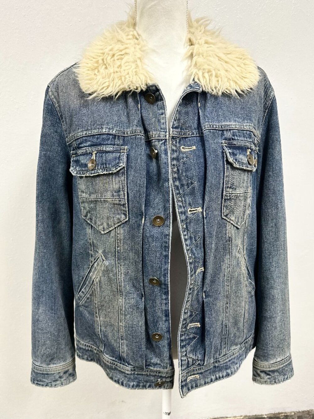 Free People Faux Fur Lined Denim Trucker Jacket Size Small